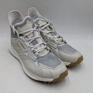 adidas Terrex Free Hyperblue Mid Boost Hiking Shoes S29059 Women's Size 9